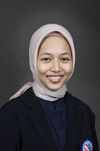 Penerima beasiswa Eltia Puspita 