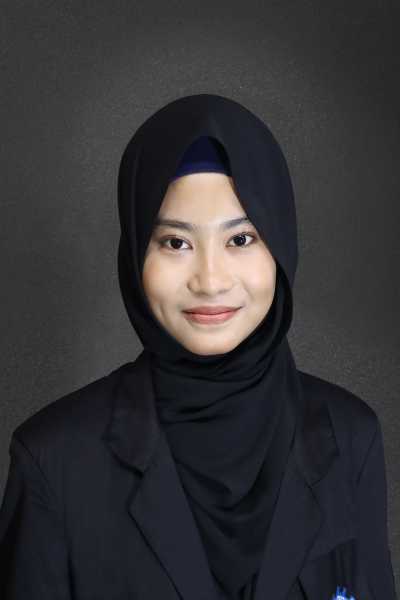 Penerima beasiswa Dhiza Lutfia Anindasari