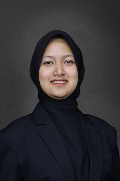 Penerima beasiswa Chantika Della Puspita 